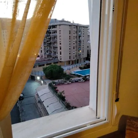 民宿 Casablanca Torremolinos 托雷莫利诺斯